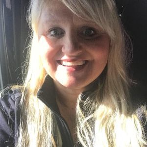 Meet your Posher, Misti